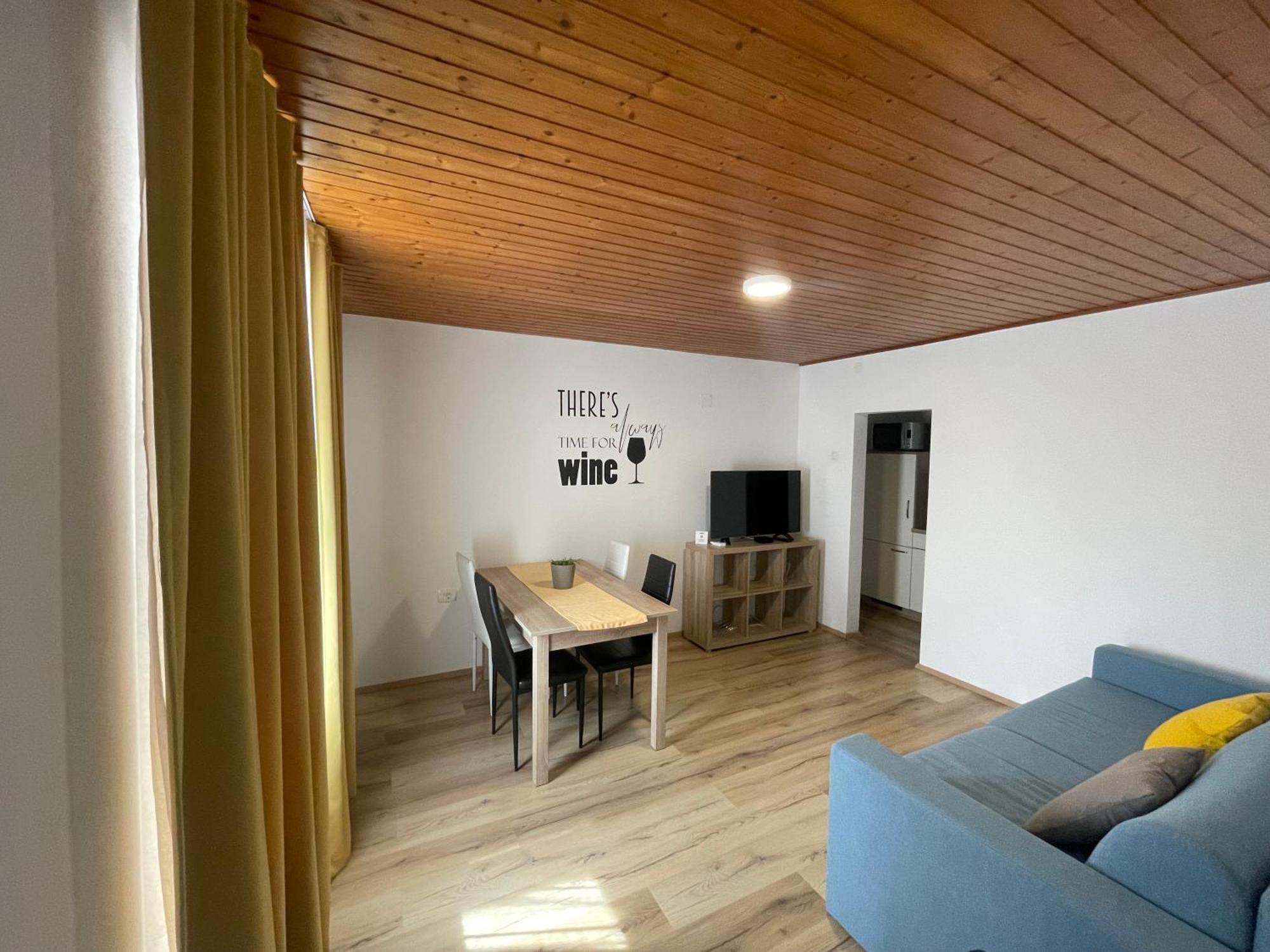 Kmetija Tomazic Vinska Klet - Winery Appartement Vipava Buitenkant foto